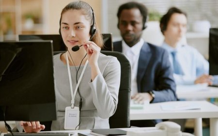 What Is a Contact Center as a Service (CCaaS) and How Does It Work?
