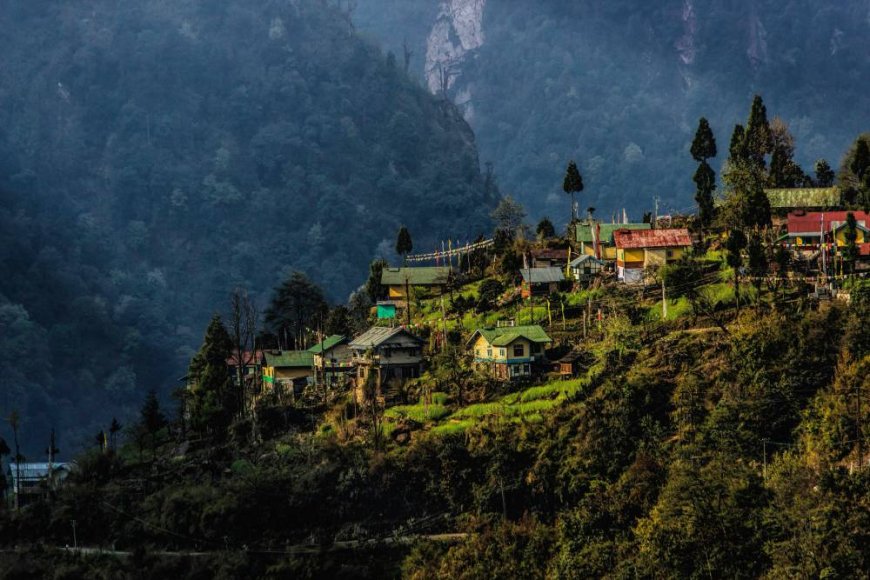 Between Monasteries and Mountains: Discover Sikkim and Darjeeling