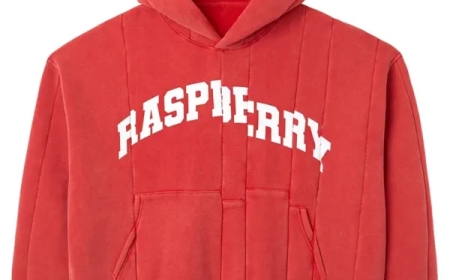 Why Raspberry Hills Clothing Is the New Standard in Street Style
