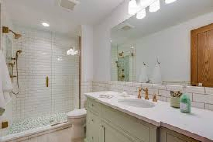 DIY vs. Hiring Pros: How It Impacts Your Bathroom Remodel Cost