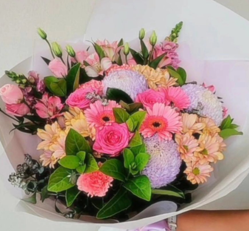 Send Love with Style: Flower Delivery Services by Blossom By Daisy